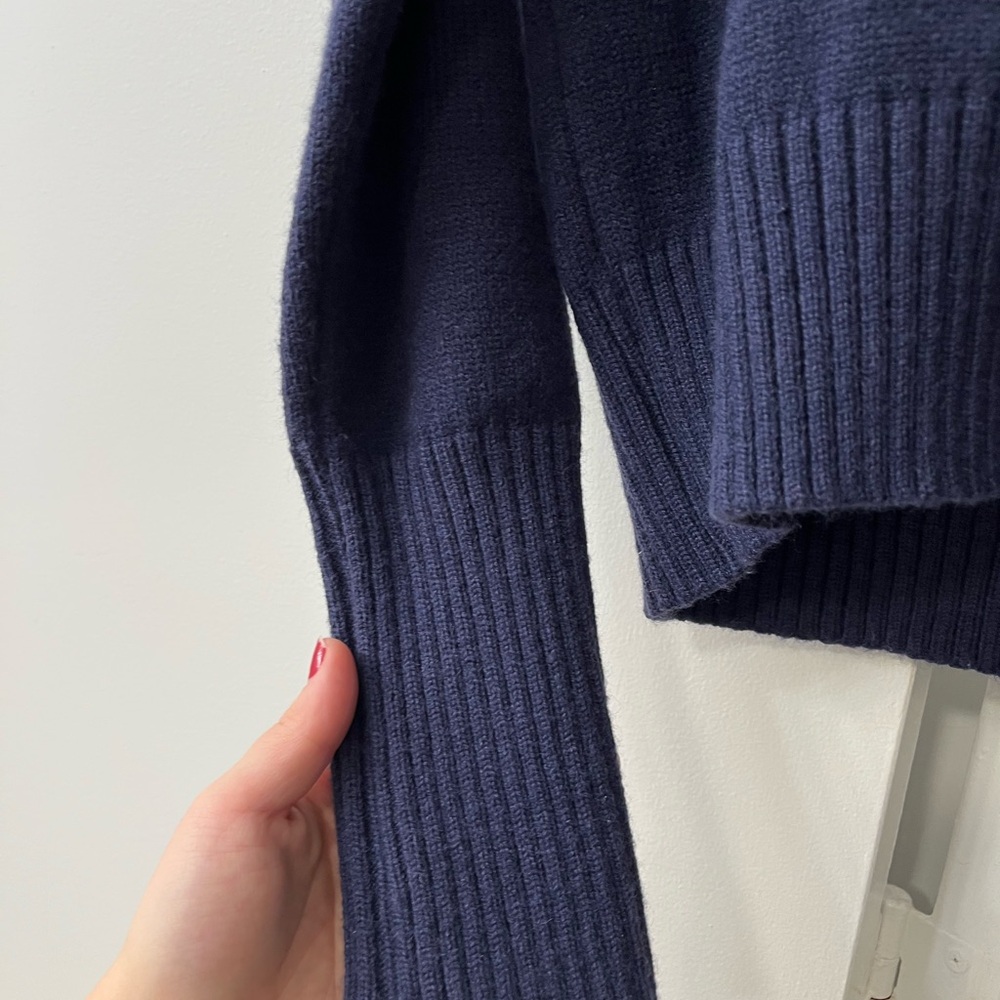 Frame Ritz Blue Sweater with Embroidered Crest - Picture 4 of 5
